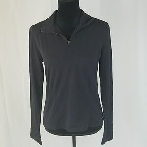 Athleta women medium black long sleeve sweatshirt